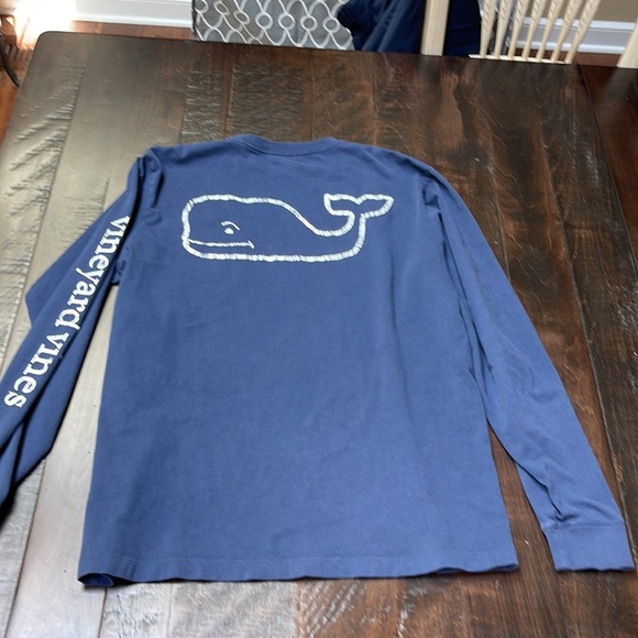 Vineyard Vines Vintage Whale Long Sleeve T-Shirt - Picture 4 of 6